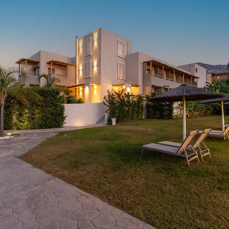 Bali Star מלון 3*